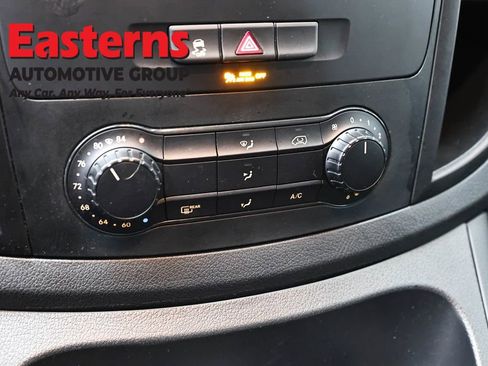 Used 2022 Mercedes-Benz Metris image 17