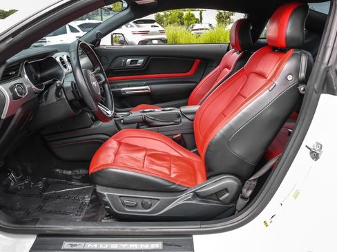 Used 2022 Ford Mustang GT Premium w/ Equipment Group 401A RWD image 6