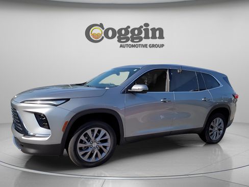 New 2025 Buick Enclave Preferred w/ Power Package image 2