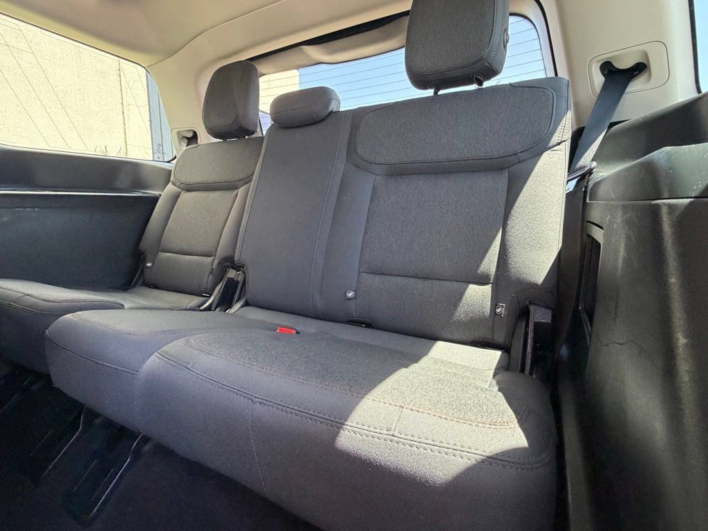 Used 2025 Ford Expedition Active AWD/4WD image 22