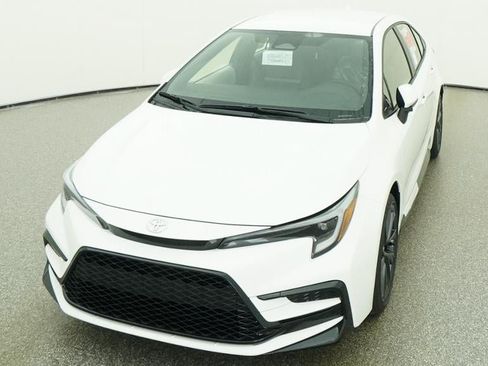 New 2026 Toyota Corolla SE FWD image 16