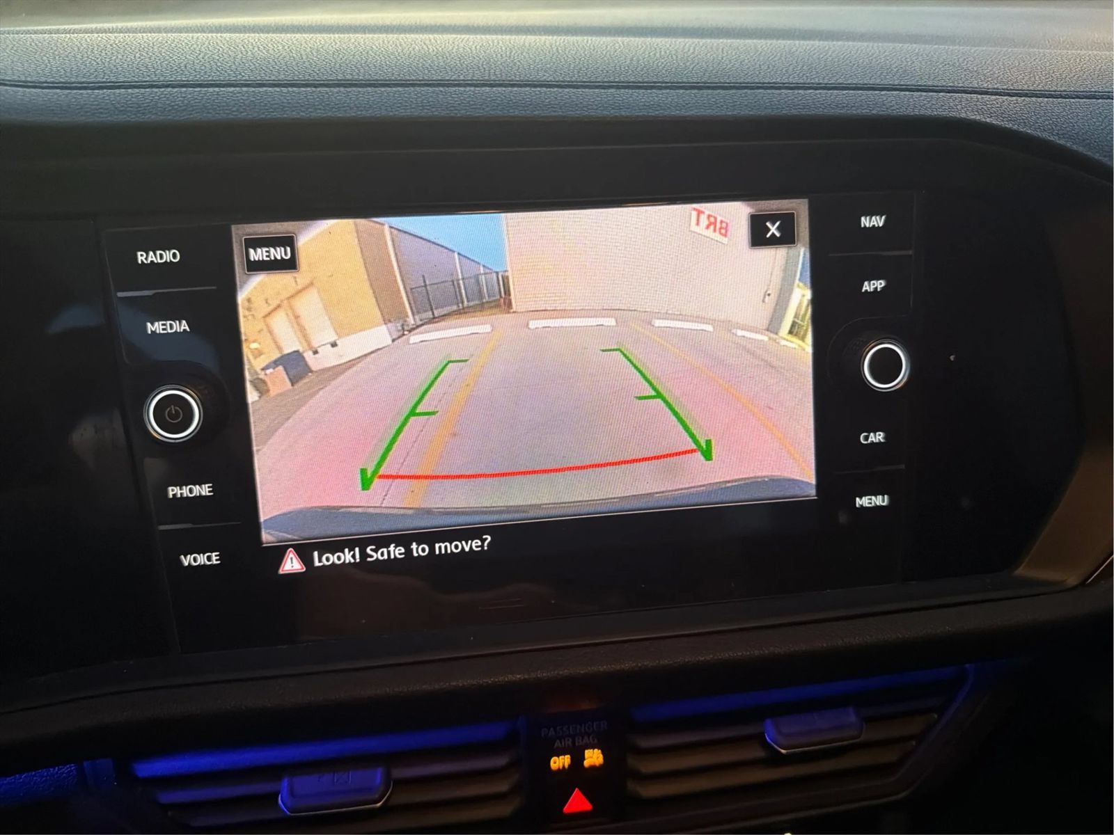 Used 2019 Volkswagen Jetta SEL Premium FWD image 37
