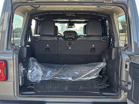 Used 2023 Jeep Wrangler Unlimited Rubicon 392 w/ Trailer Tow Package image 10