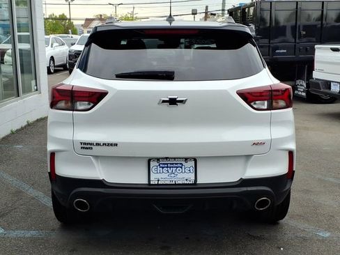 Used 2023 Chevrolet TrailBlazer RS w/ Convenience Package AWD/4WD image 5
