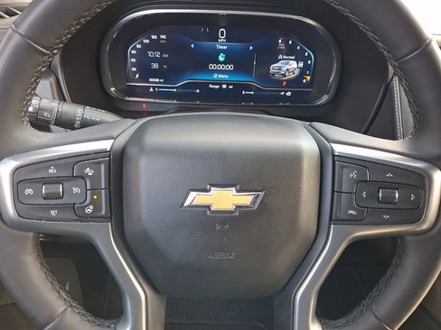 Used 2024 Chevrolet Suburban LT w/ Luxury Package image 22