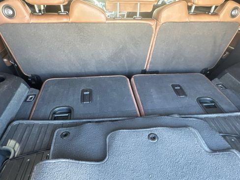 Used 2017 Acura MDX FWD w/ Advance & Entertainment image 11