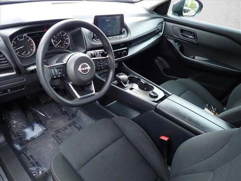 Used 2024 Nissan Rogue S AWD/4WD image 10