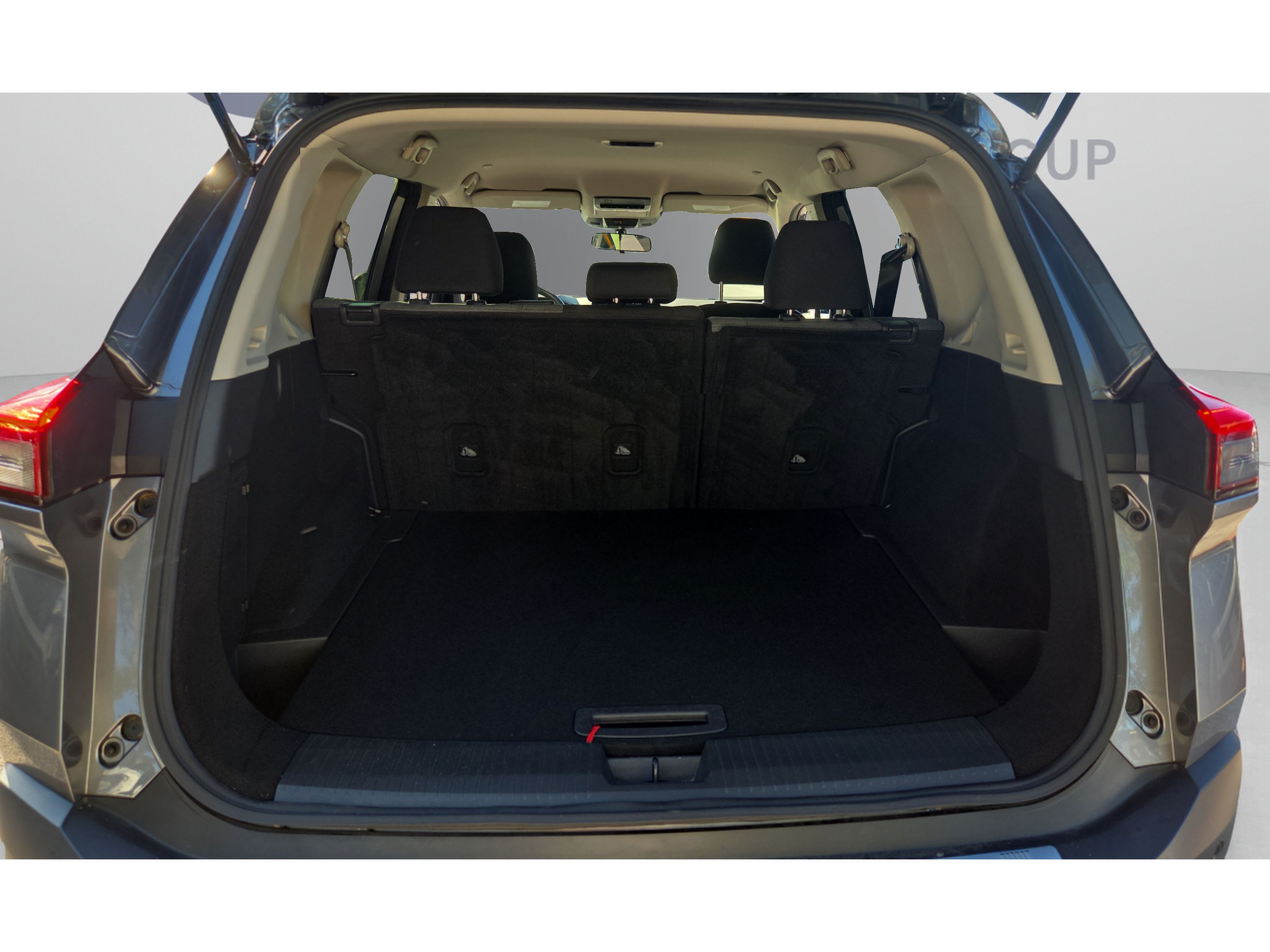 Used 2023 Nissan Rogue SV FWD image 13