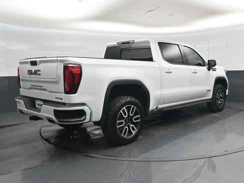 Used 2025 GMC Sierra 1500 AT4 w/ AT4 Premium Package AWD/4WD image 3