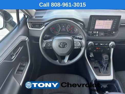 Used 2021 Toyota RAV4 XLE w/ Carpet Mat Package (TMS) FWD image 12