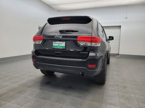 Used 2019 Jeep Grand Cherokee Laredo w/ Laredo X Package image 7