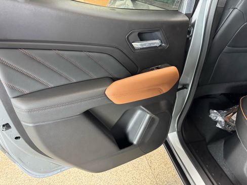 New 2026 GMC Canyon AT4 w/ Technology Plus Package image 9