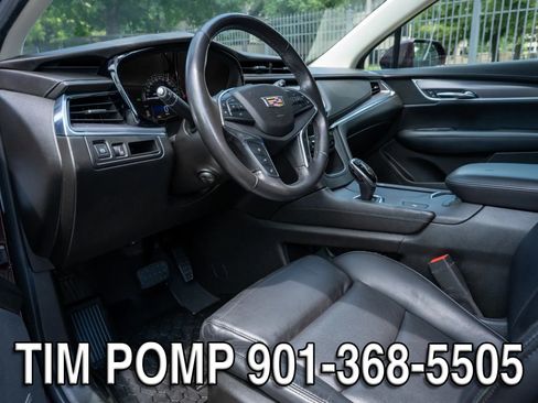 Used 2017 Cadillac XT5 Luxury w/ Driver Awareness Package FWD image 10