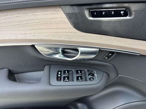 New 2026 Volvo XC90 B6 Plus w/ Protection Package Premier image 13