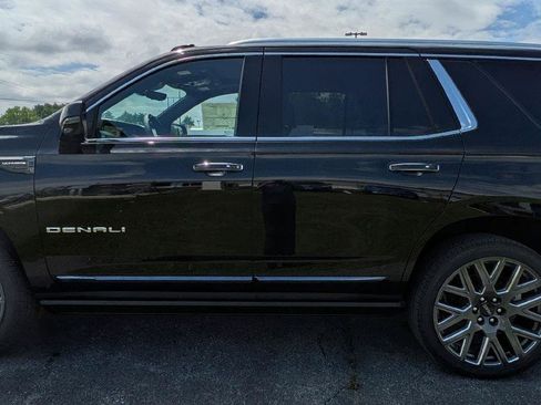 New 2026 GMC Yukon Denali Ultimate AWD/4WD image 6