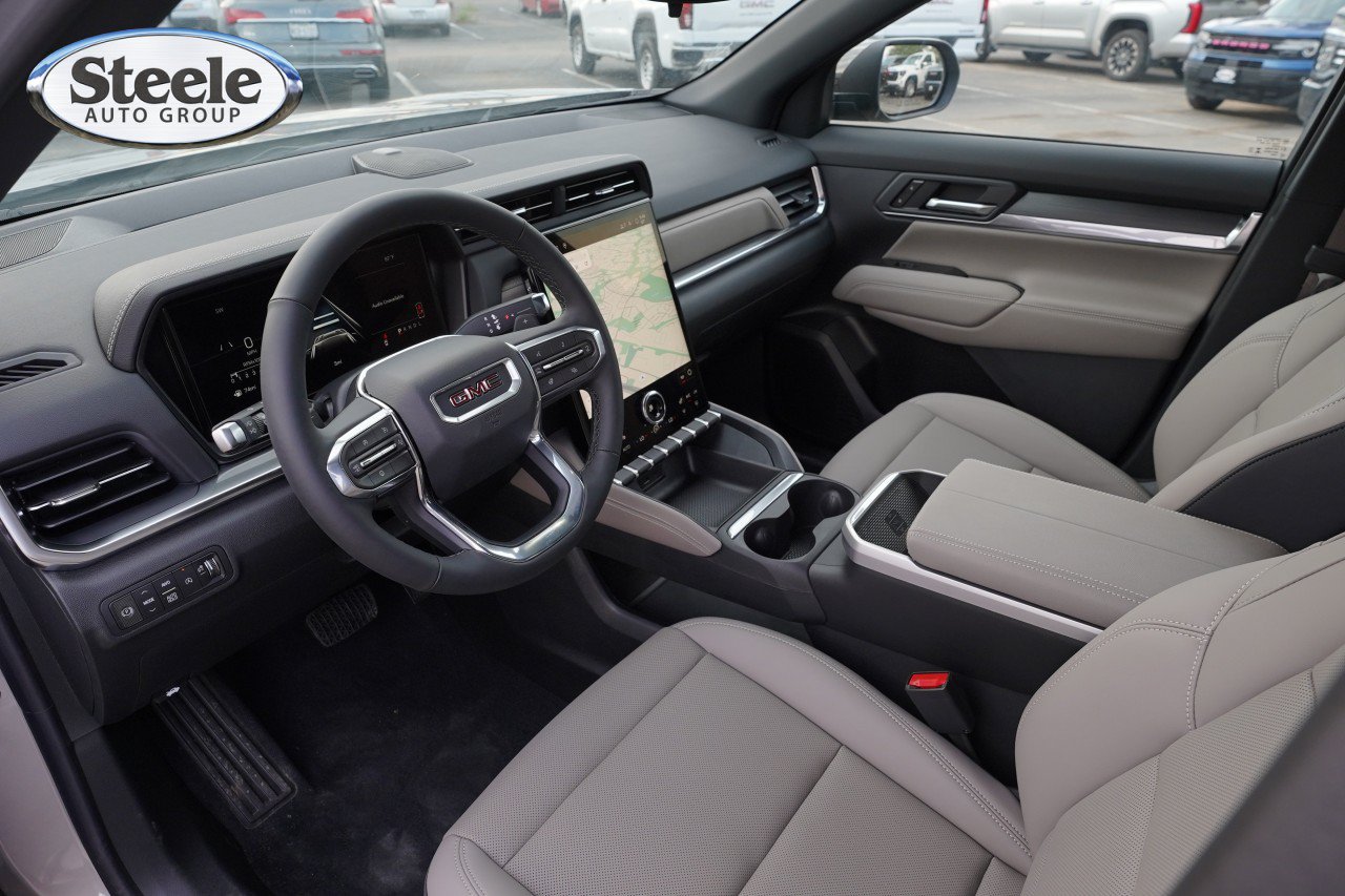 New 2027 GMC Terrain Elevation w/ Elevation Premium Package AWD/4WD image 17
