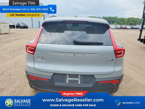 Used 2024 Volvo XC40 B5 Ultimate w/ Protection Package Premier AWD/4WD image 8