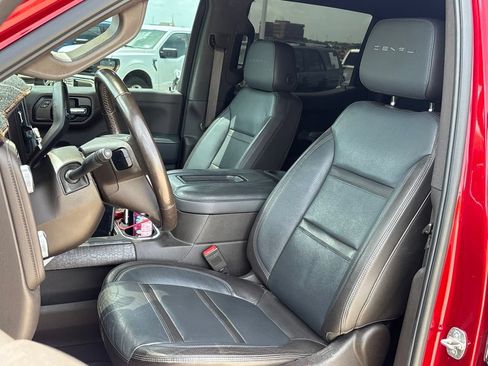 Used 2022 GMC Sierra 1500 Denali w/ Denali Premium Package AWD/4WD image 7