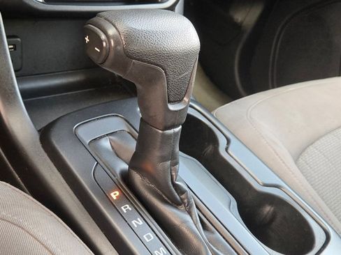 Used 2016 Chevrolet Colorado W/T w/ WT Convenience Package image 19