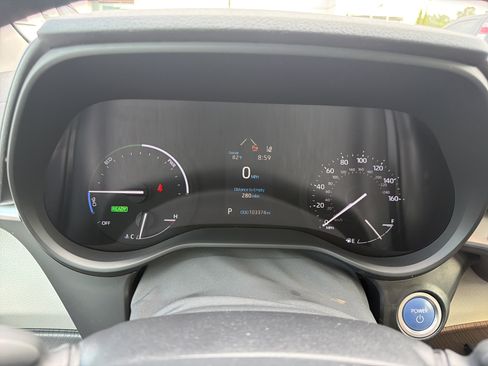 Used 2022 Toyota Sienna XLE FWD image 11
