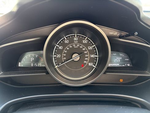 Used 2018 MAZDA MAZDA3 Sport w/ Preferred Equipment Package image 10