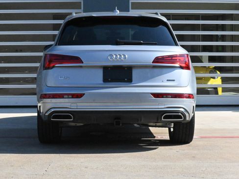 Certified 2024 Audi Q5 2.0T Premium Plus w/ Premium Plus Package image 8