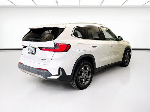 Used 2023 BMW X1 xDrive28i AWD/4WD image 4