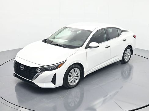 Used 2024 Nissan Sentra S FWD image 28