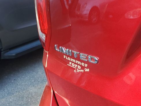 Used 2017 Ford Explorer Limited image 8