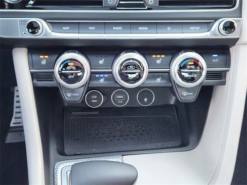 Used 2023 Genesis G70 3.3T w/ Sport Prestige Package image 15