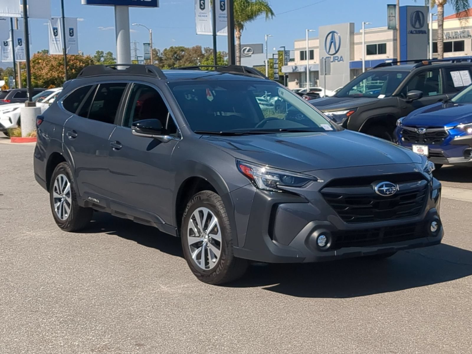 Certified 2025 Subaru Outback Premium AWD/4WD image 7