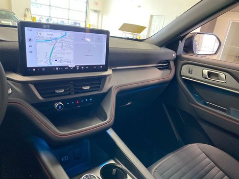 New 2026 Ford Explorer ST-Line image 13