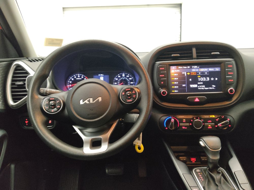 Used 2022 Kia Soul LX w/ Technology Package FWD image 22