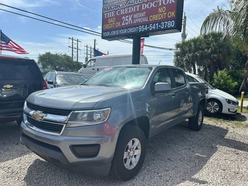 Used 2020 Chevrolet Colorado W/T w/ WT Convenience Package RWD image 1