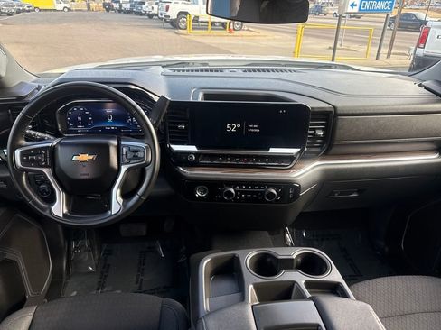 Used 2023 Chevrolet Silverado 1500 LT image 12