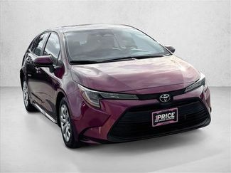 Used 2024 Toyota Corolla LE video 3