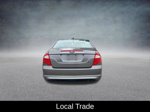 Used 2010 Ford Fusion SE FWD image 4