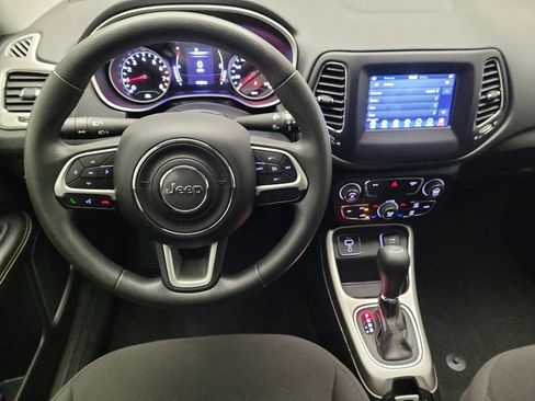 Used 2021 Jeep Compass Sport image 22