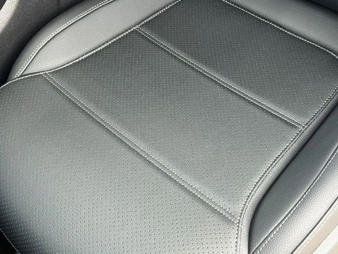New 2026 Mercedes-Benz GLC 300 4MATIC image 12