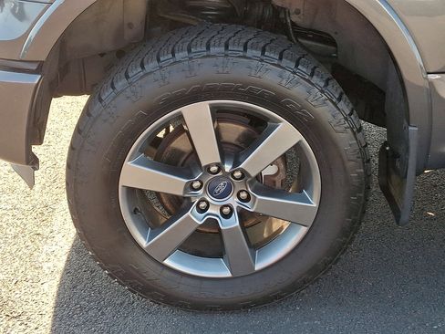 Used 2015 Ford F150 Lariat w/ Equipment Group 501A Mid image 28