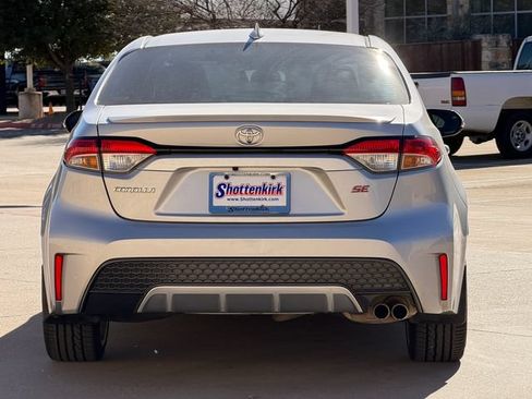 Used 2020 Toyota Corolla SE FWD image 7