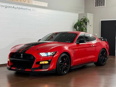 Used 2021 Ford Mustang Shelby GT500 w/ Technology Package RWD image 7