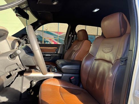 Used 2012 RAM 2500 ST w/ Chrome Appearance Group image 13