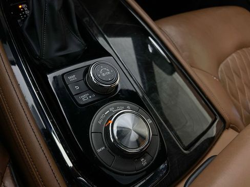 Used 2021 INFINITI QX80 Sensory w/ Cargo Package image 28