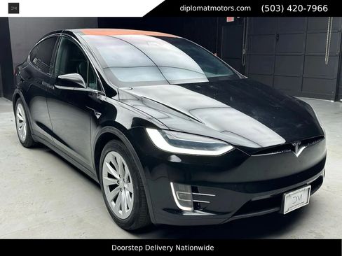 Used 2018 Tesla Model X 75D image 9