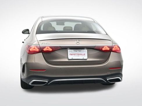 Used 2025 Mercedes-Benz E 350 Sedan image 9