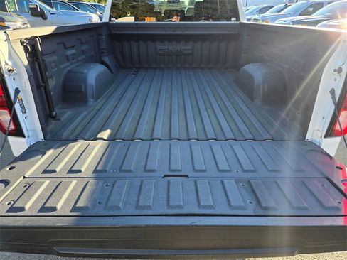 Used 2022 GMC Sierra 1500 Elevation w/ LPO, Elevation Black Package image 48