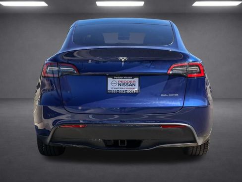 Used 2024 Tesla Model Y Long Range AWD/4WD image 5