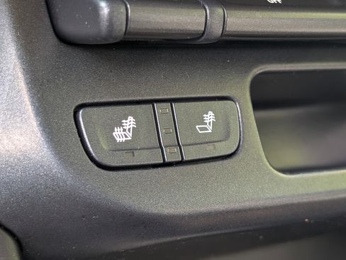Used 2018 GMC Canyon SLT w/ Driver Alert Package AWD/4WD image 33