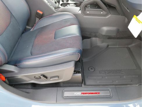 New 2025 Ford Bronco Raptor image 17